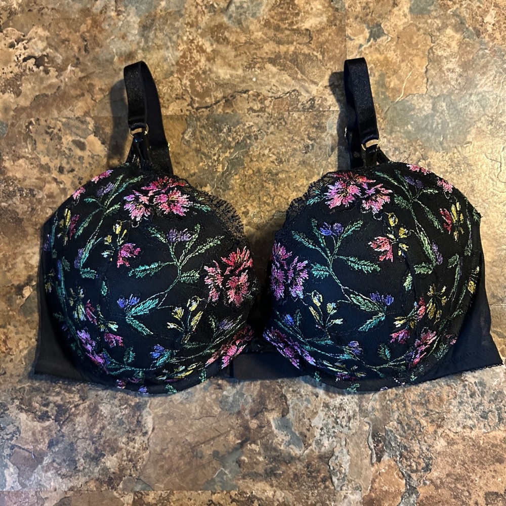 Victoria's Secret Very Sexy Push Up Bra Women Size 36DD Black Floral Lace Padded
